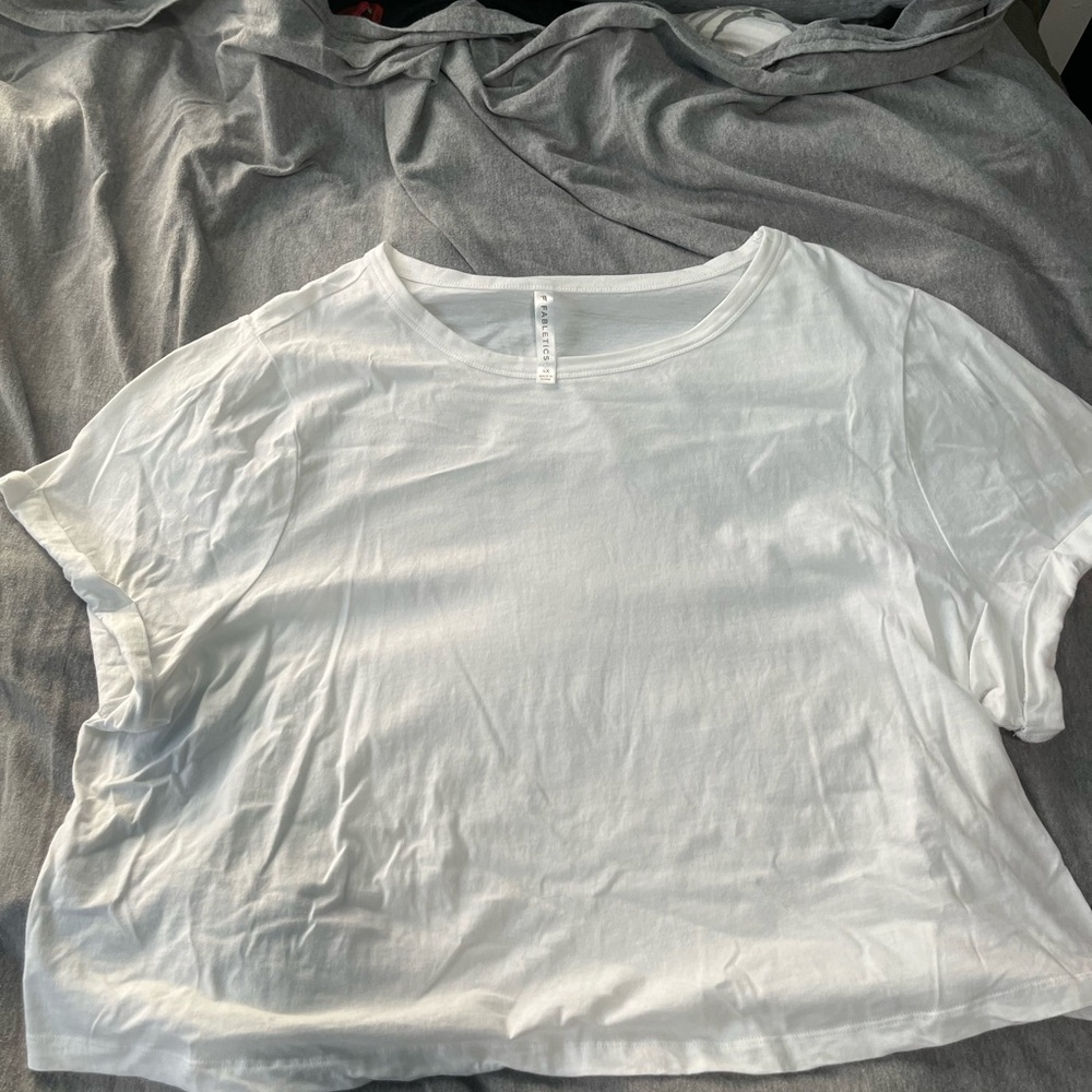 Fabletics White Short Sleeve Crop Top